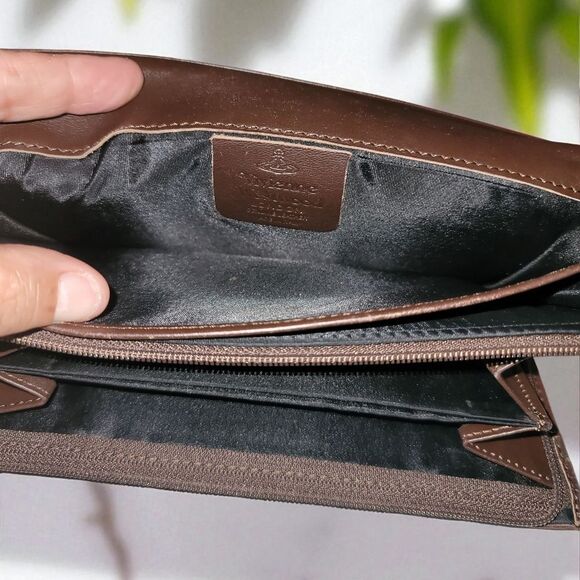 Vivienne Westwood Plaid Wallet In Preloved CONDITION - Picture 6 of 8